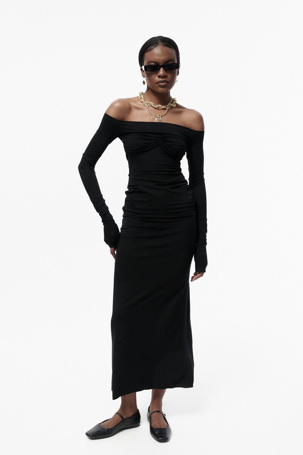 Long sleeve with assembly